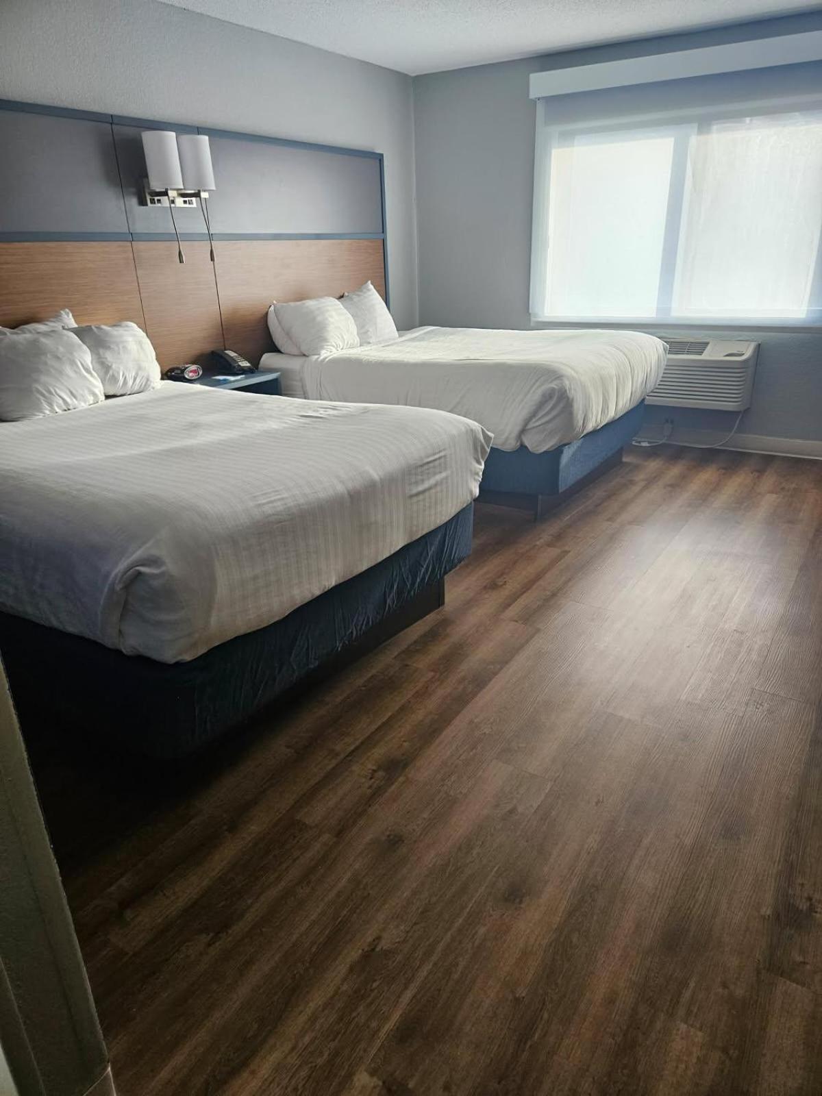Americinn By Wyndham Albert Lea Kültér fotó